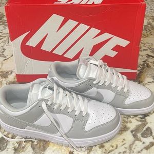 Nike Dunks grey/white